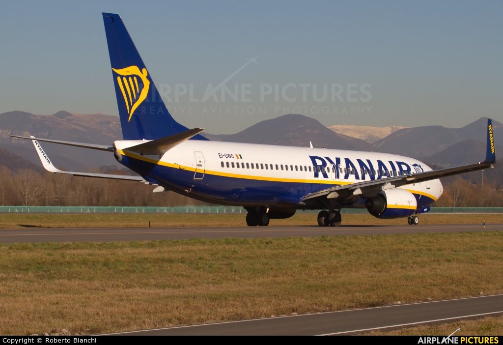 Ryanair EI-DWO aircraft at Bergamo - Orio al Serio
