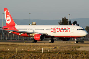D-ABCQ - Air Berlin Airbus A321