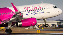 HA-LYT - Wizz Air Airbus A320 aircraft