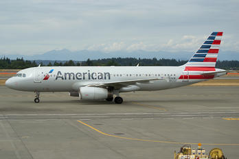 N653AW - American Airlines Airbus A320