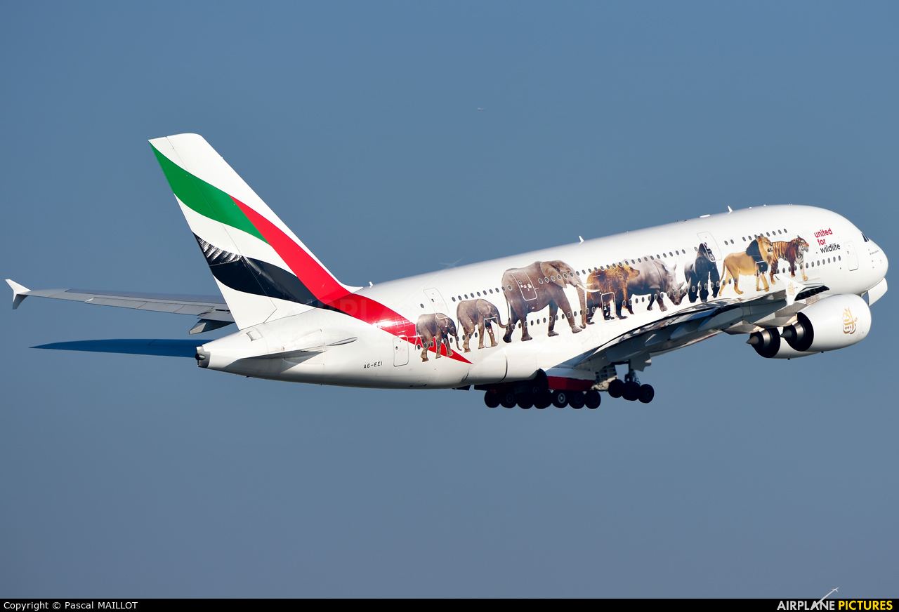 Emirates Airlines A6-EEI aircraft at Paris - Charles de Gaulle
