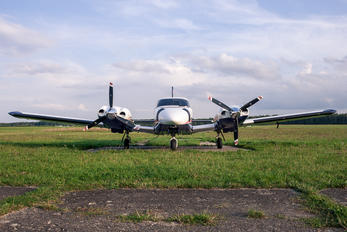 SP-NST - Private Piper PA-34 Seneca