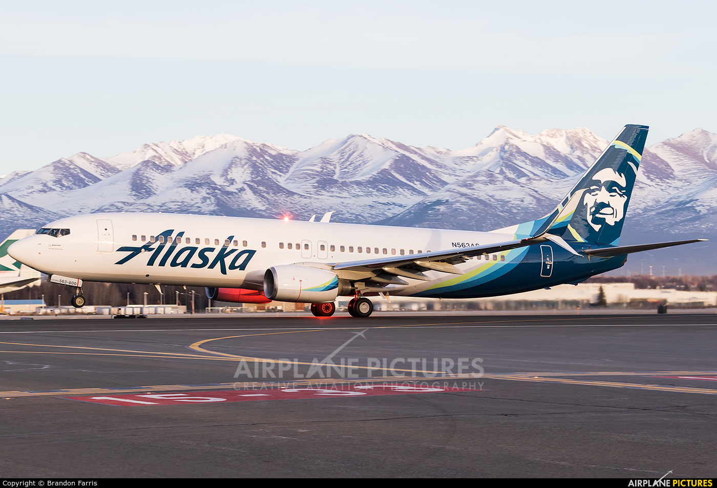 Alaska Airlines N563AS aircraft at Anchorage - Ted Stevens Intl / Kulis Air National Guard Base