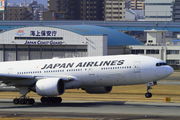 JAL - Japan Airlines JA008D image