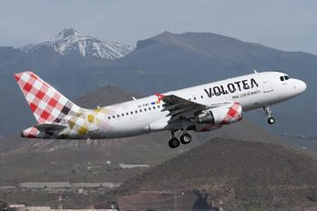 EI-FMT - Volotea Airlines Airbus A319