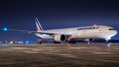 F-GZNH - Air France Boeing 777-300ER