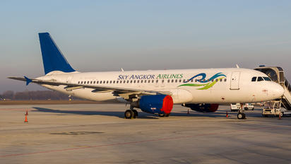 XU-708 - Sky Angkor Airlines Airbus A320