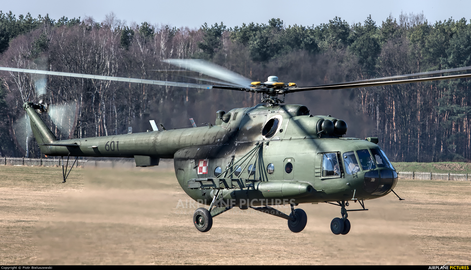 Poland- Air Force: Special Forces 601 aircraft at Zielona Góra - Przylep