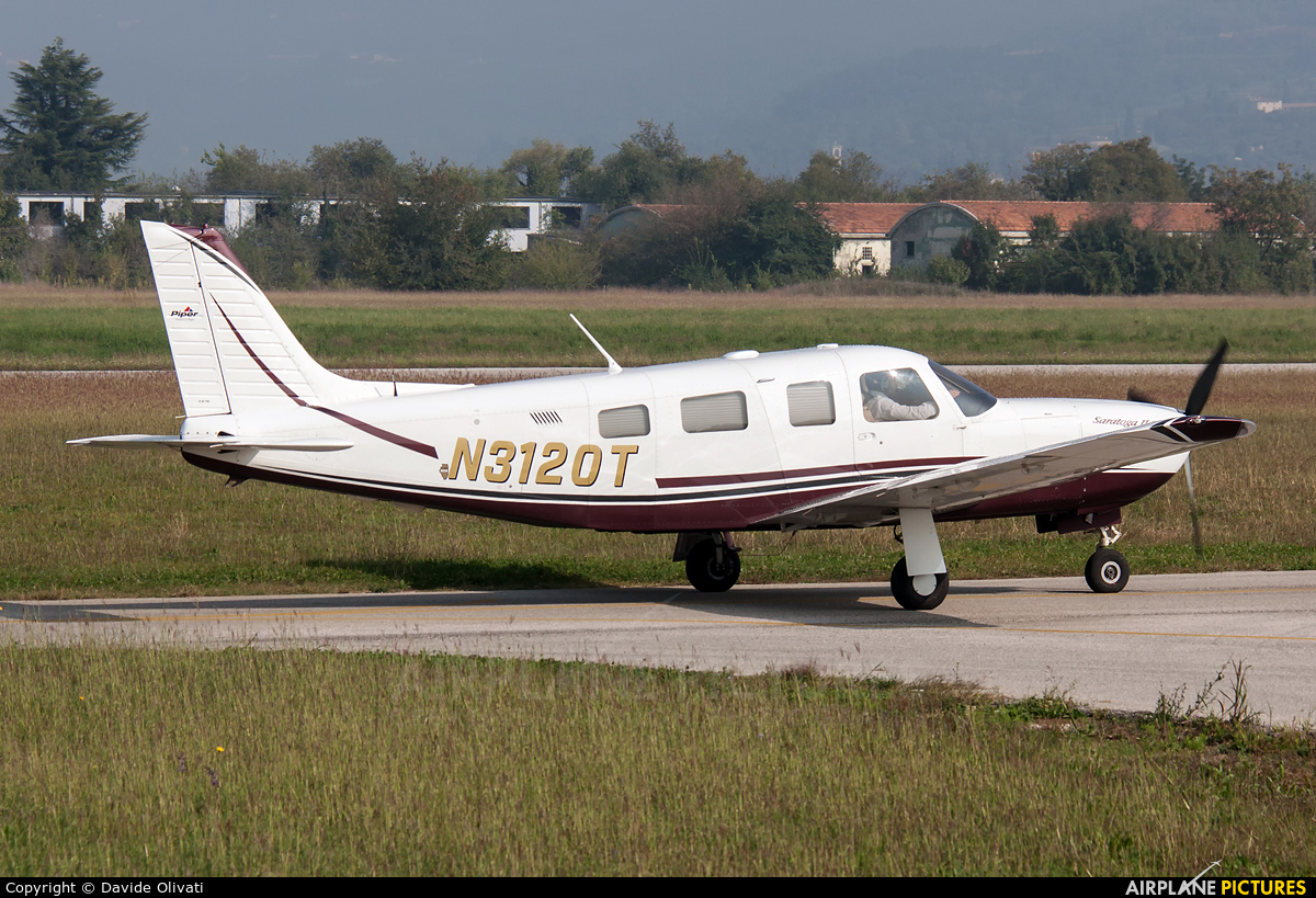 Private N3120T aircraft at Verona - Boscomantico