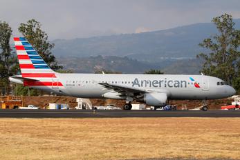 N110UW - American Airlines Airbus A320