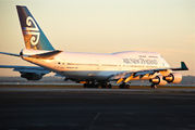 ZK-SUH - Air New Zealand Boeing 747-400 aircraft