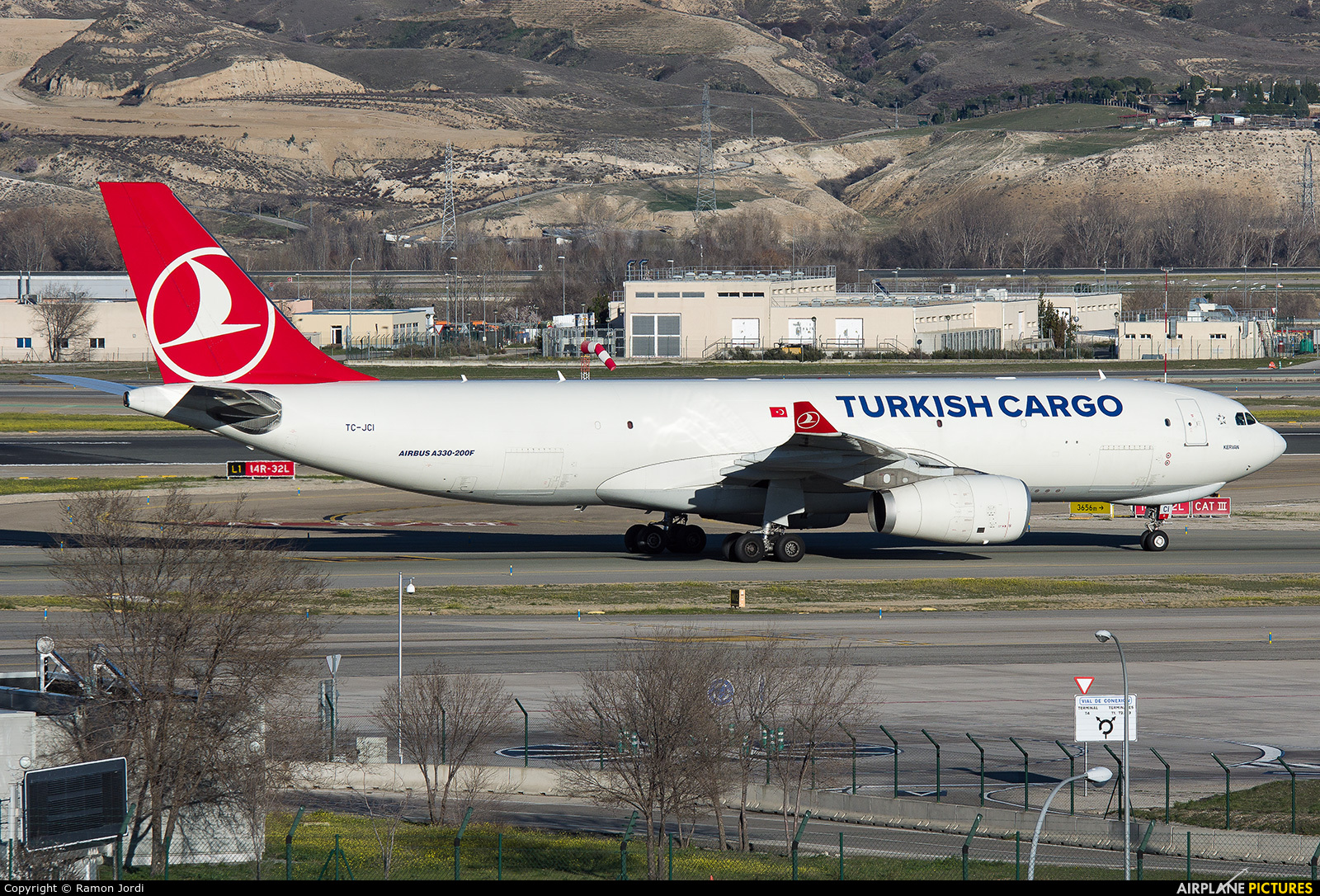 Turkish Cargo TC-JCI aircraft at Barcelona - El Prat