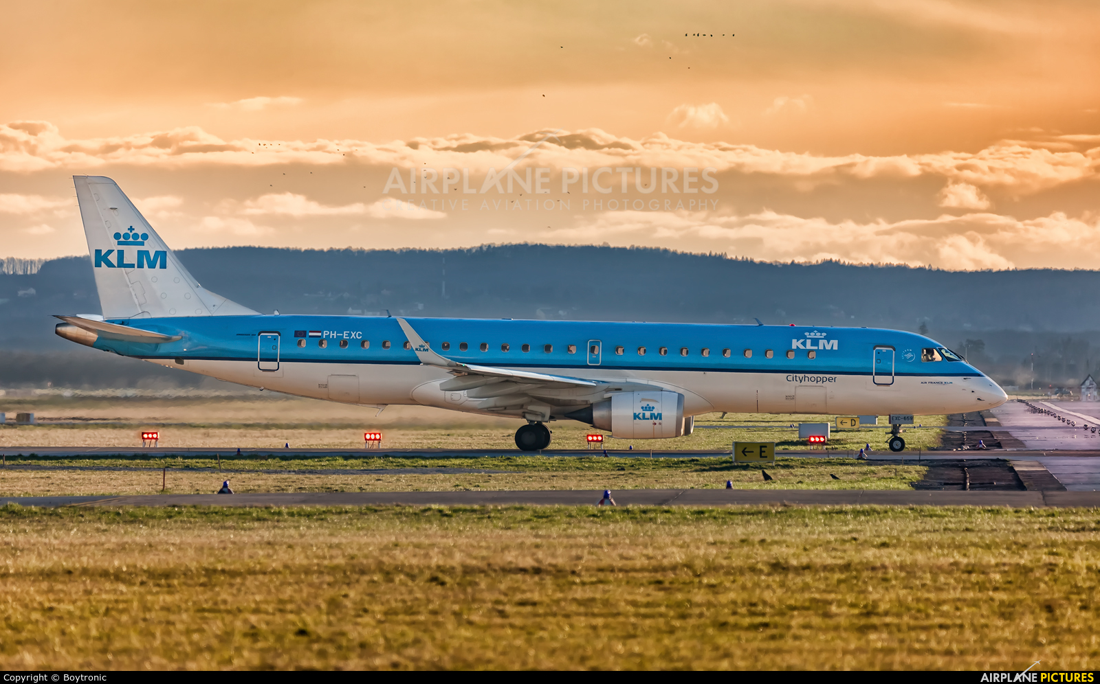 KLM Cityhopper PH-EXC aircraft at Zagreb