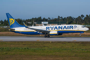 EI-ENV - Ryanair Boeing 737-800