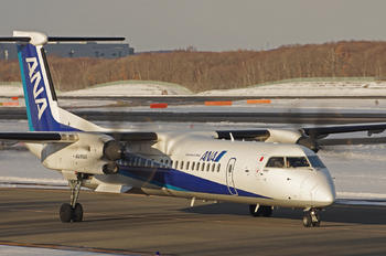 JA850A - ANA Wings de Havilland Canada DHC-8-400Q / Bombardier Q400