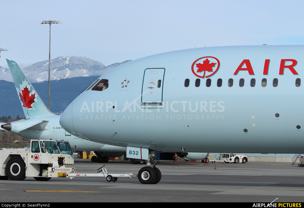 Air Canada C-FNOG aircraft at Vancouver Intl, BC