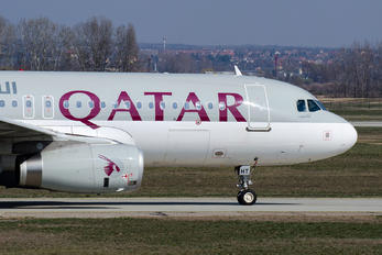 A7-AHT - Qatar Airways Airbus A320