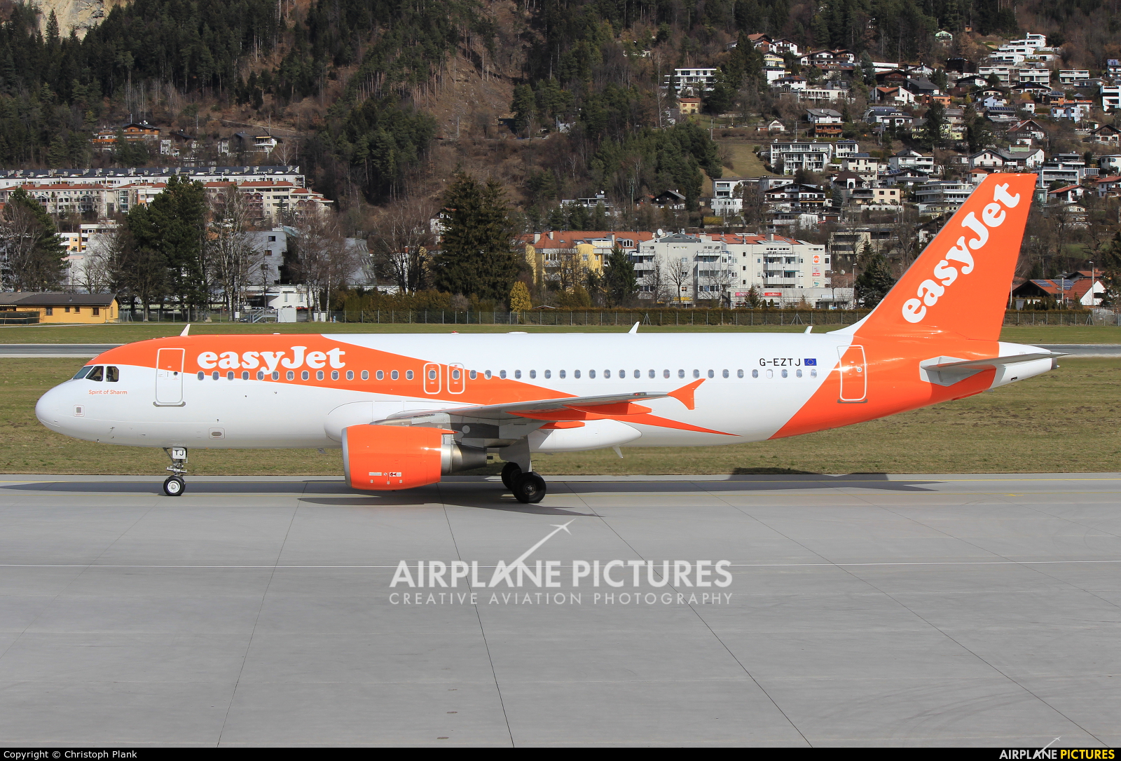 easyJet G-EZTJ aircraft at Innsbruck