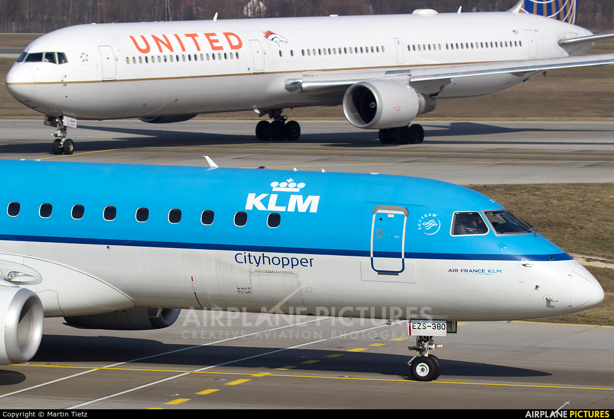 KLM Cityhopper PH-EZS aircraft at Munich