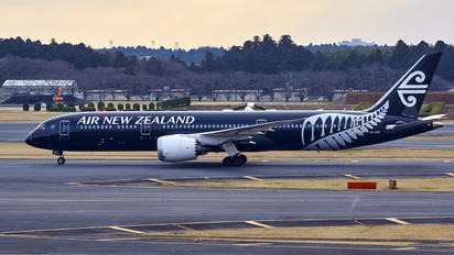 ZK-NZE - Air New Zealand Boeing 787-9 Dreamliner