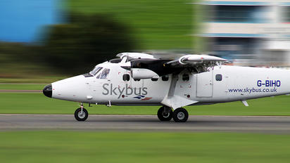 G-BIHO - Skybus de Havilland Canada DHC-6 Twin Otter