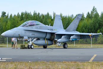 HN-446 - Finland - Air Force McDonnell Douglas F-18D Hornet
