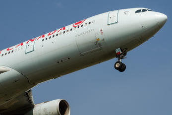 C-GHKW - Air Canada Airbus A330-300