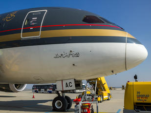 JY-BAC - Royal Jordanian Boeing 787-8 Dreamliner