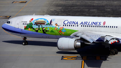B-18355 - China Airlines Airbus A330-300