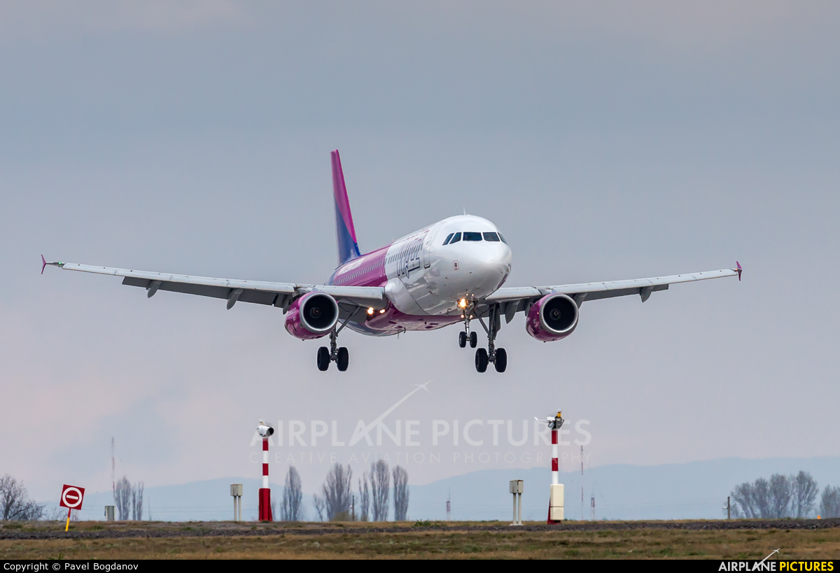 Wizz Air HA-LWG aircraft at Sofia
