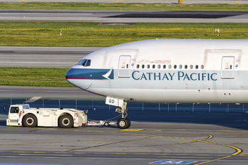 B-KQD - Cathay Pacific Boeing 777-300ER