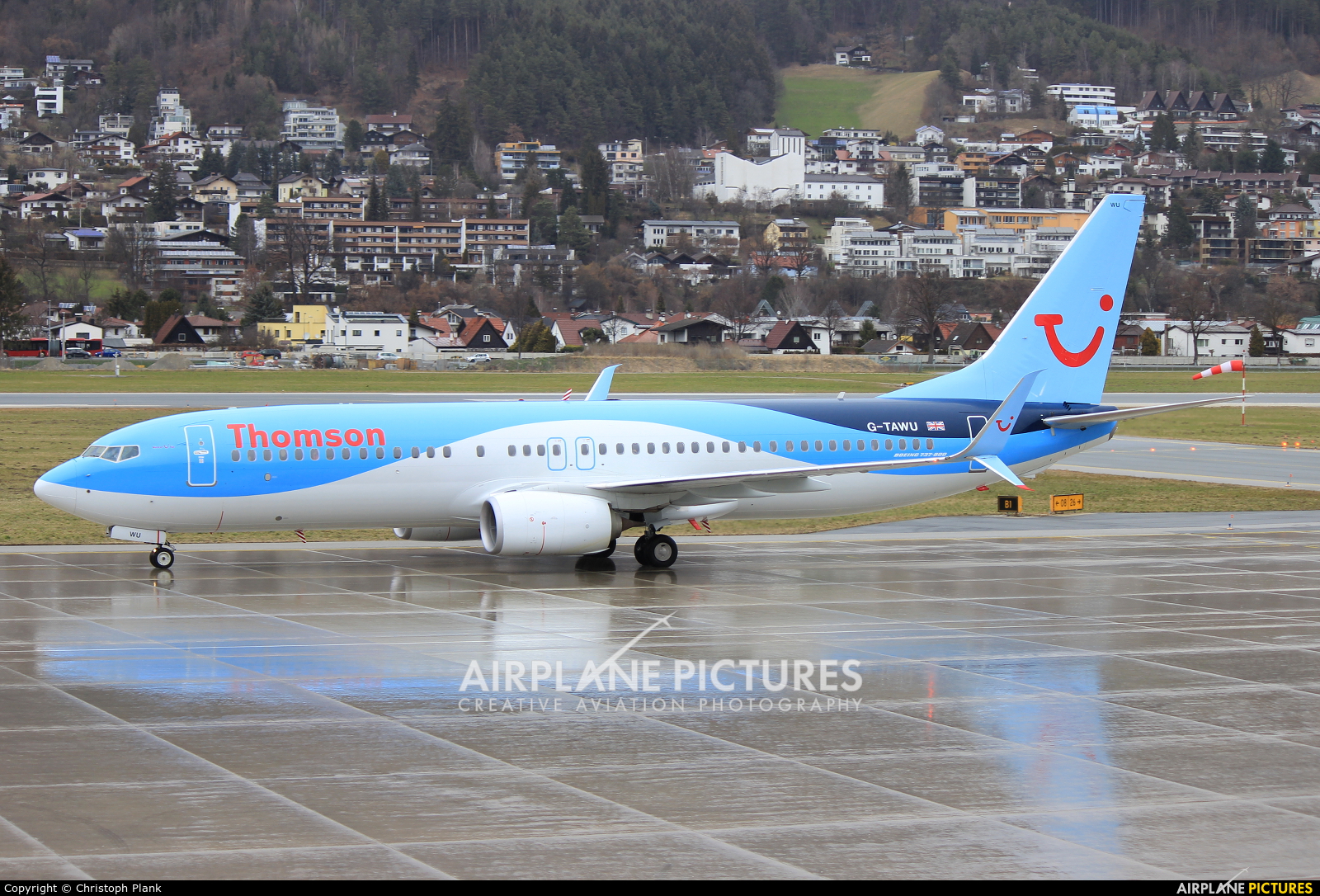 Thomson/Thomsonfly G-TAWU aircraft at Innsbruck