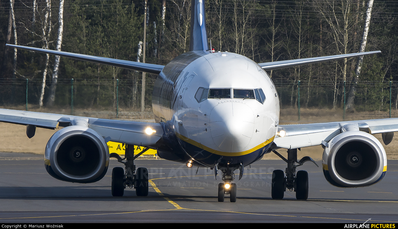 Ryanair EI-EKC aircraft at Gdańsk - Lech Wałęsa
