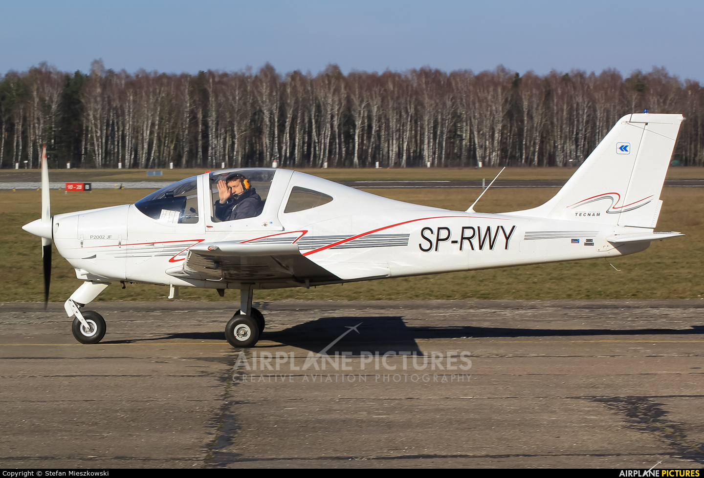Runway Pilot School SP-RWY aircraft at Warsaw - Babice