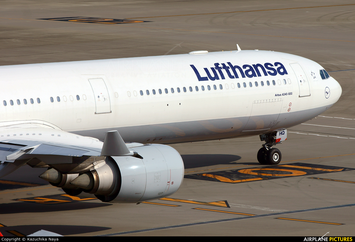 Lufthansa D-AIHQ aircraft at Tokyo - Haneda Intl