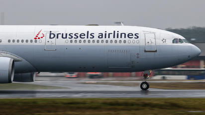 OO-SFO - Brussels Airlines Airbus A330-300