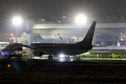 Landing gear collapse of Jet Airways 737-900ER at Mumbai title=