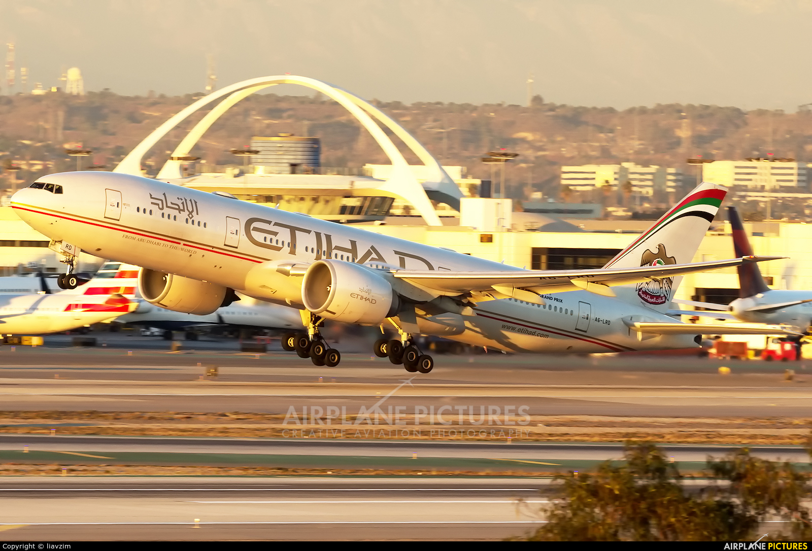 Etihad Airways A6-LRD aircraft at Los Angeles Intl