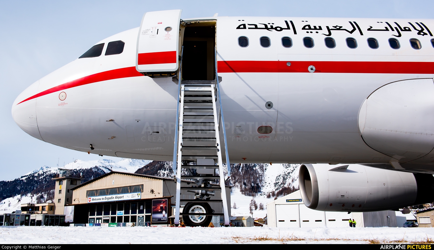 United Arab Emirates - Government A6-ESH aircraft at Samedan - Engadin