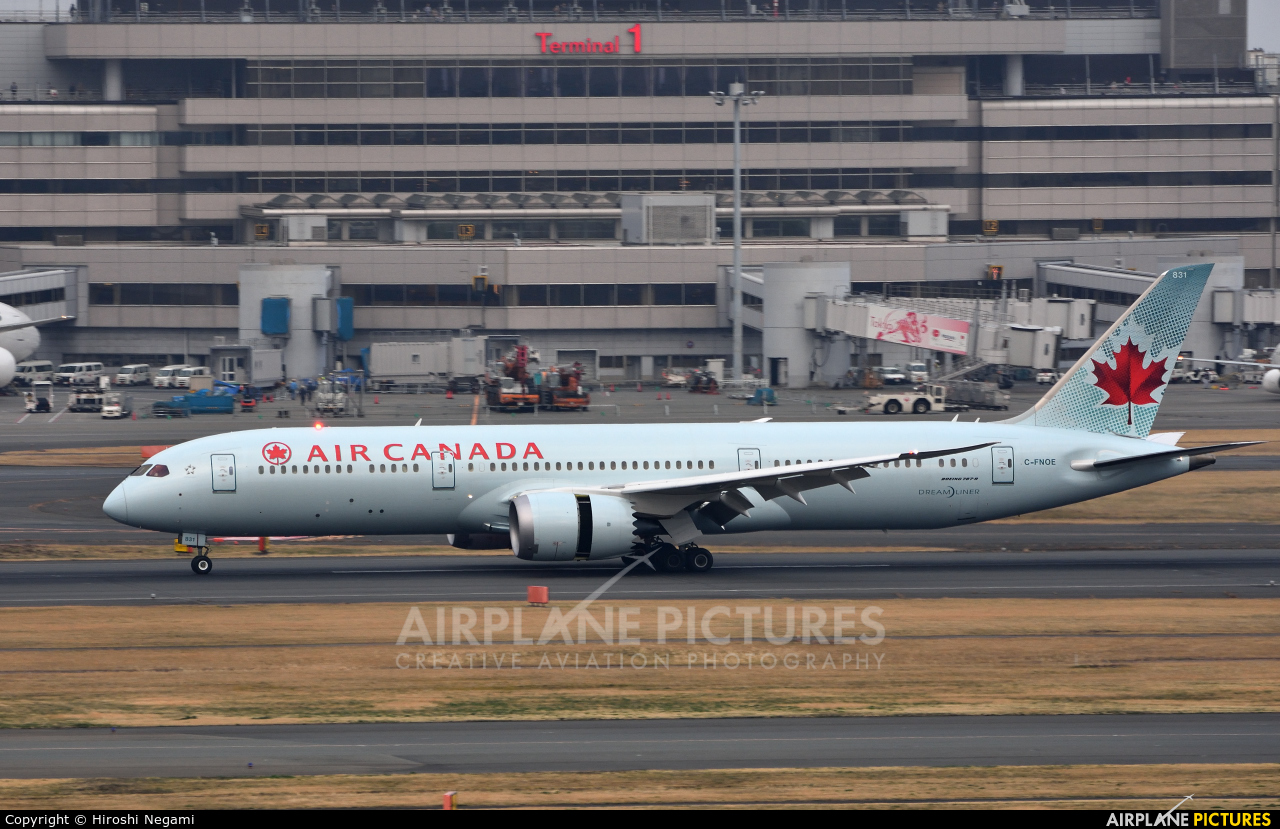 Air Canada C-FNOE aircraft at Tokyo - Haneda Intl