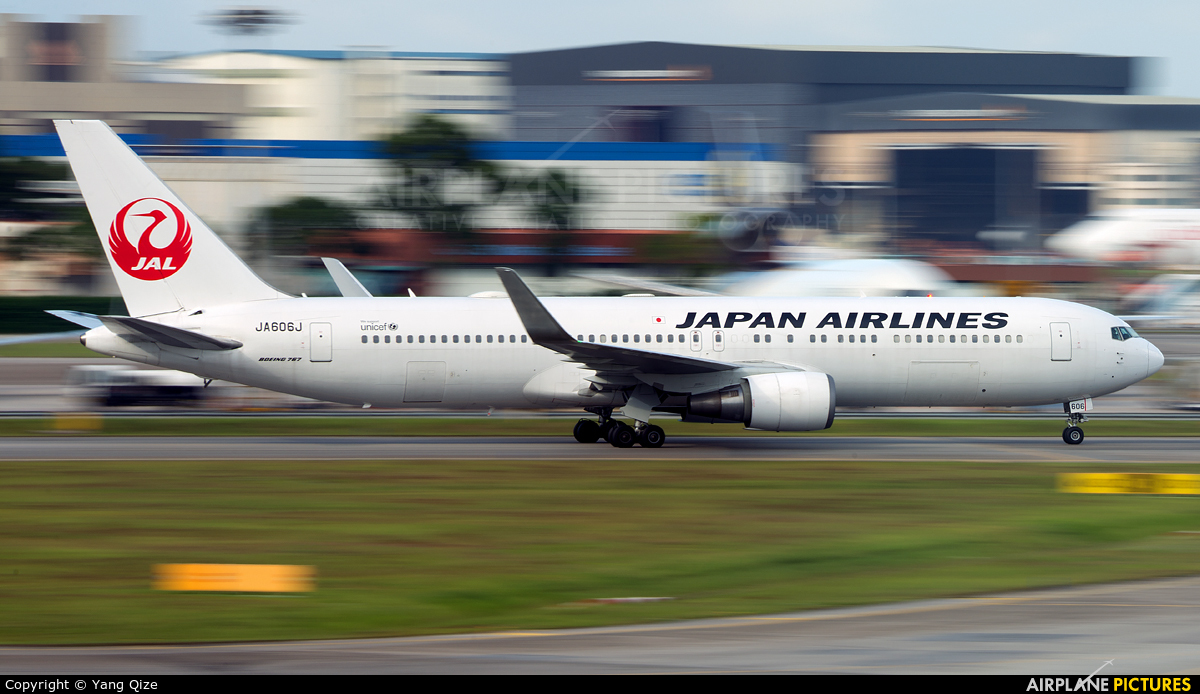 JAL - Japan Airlines JA606J aircraft at Singapore - Changi