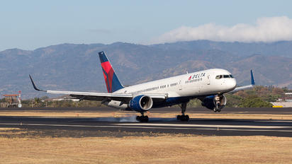 N627DL - Delta Air Lines Boeing 757-200