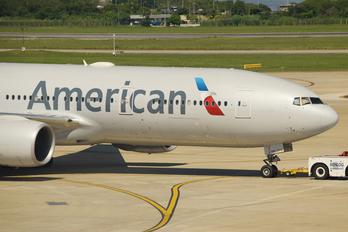 N756AM - American Airlines Boeing 777-200ER