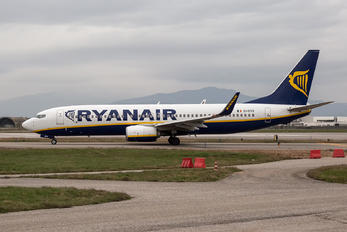 EI-EVS - Ryanair Boeing 737-800