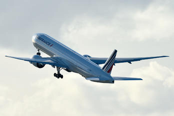 F-GZNS - Air France Boeing 777-300ER