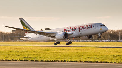 ET-ARF - Ethiopian Airlines Boeing 787-8 Dreamliner