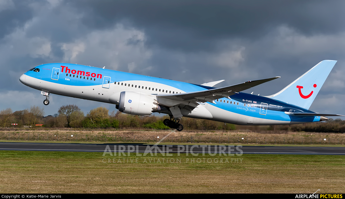 Thomson/Thomsonfly G-TUIG aircraft at Manchester