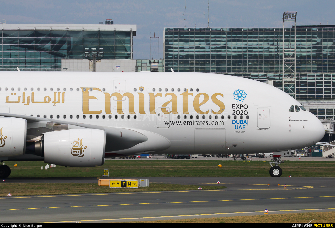 Emirates Airlines A6-EOV aircraft at Frankfurt