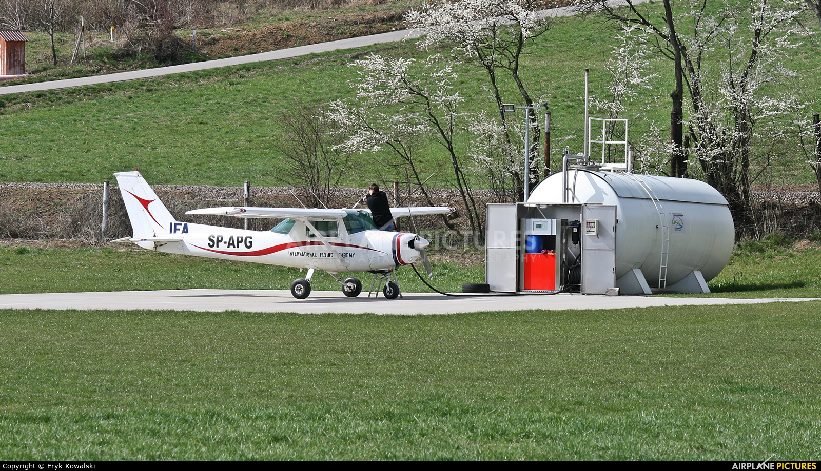 Aeroklub Podhalański SP-APG aircraft at Nowy Sącz - Łososina