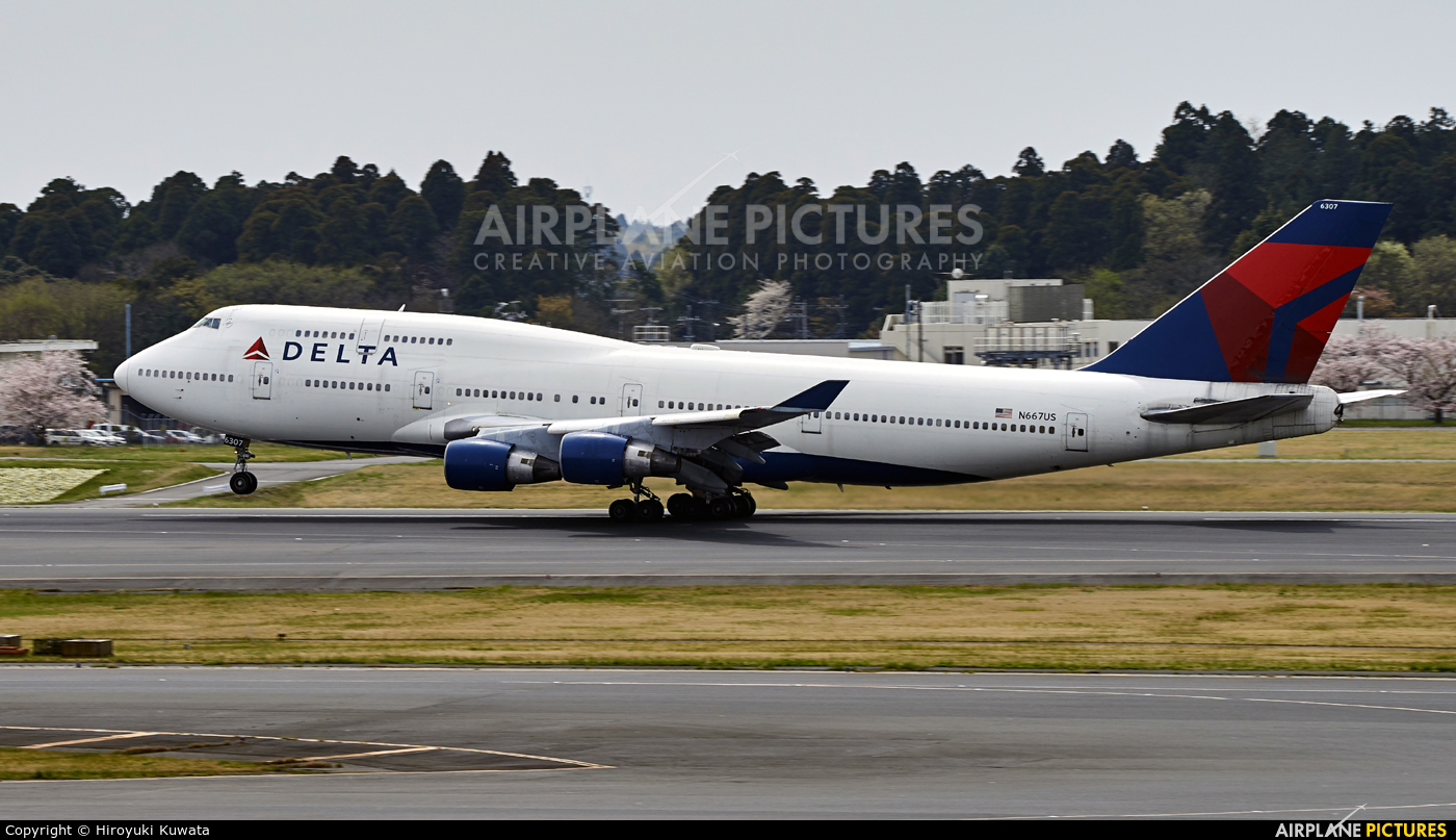 Delta Air Lines N667US aircraft at Tokyo - Narita Intl